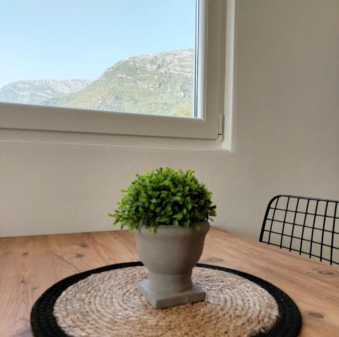 Apartmani.Сутоморе Екстериор снимка